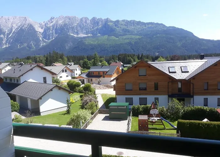 Appartement Jasmin Ausgezeichnet Mit 4 Kristallen - Fw Grimmingblick