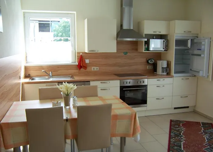 Jasmin Ausgezeichnet Mit 4 Kristallen - Fw Grimmingblick 巴德米滕多夫